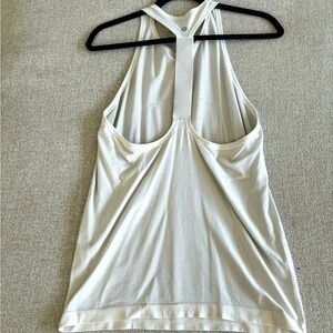 Lululemon white tech tank T back size 6